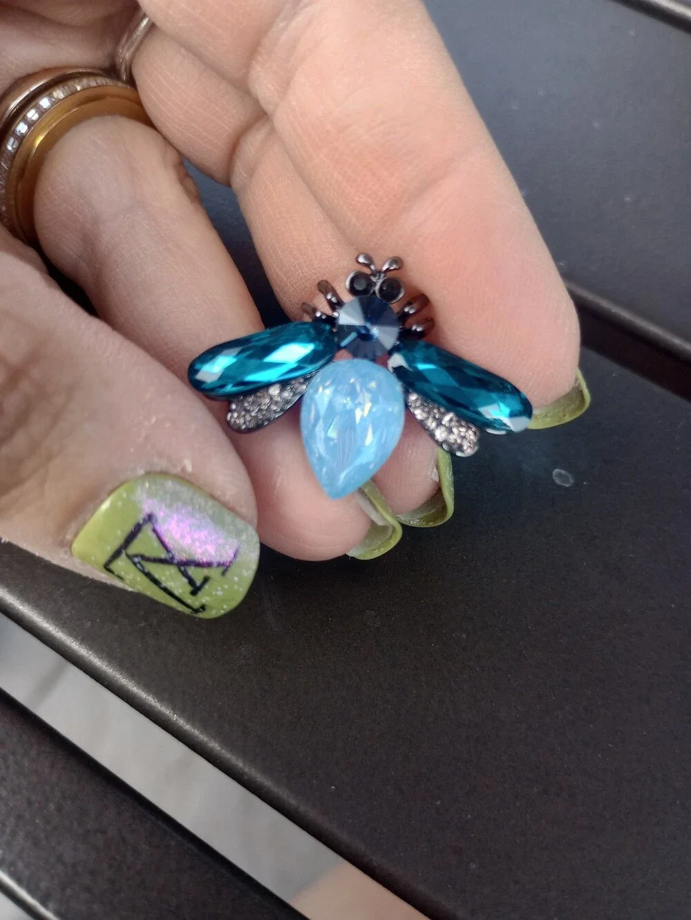 Elegant Blue Crystal Bee Brooch - Women's Jewelry